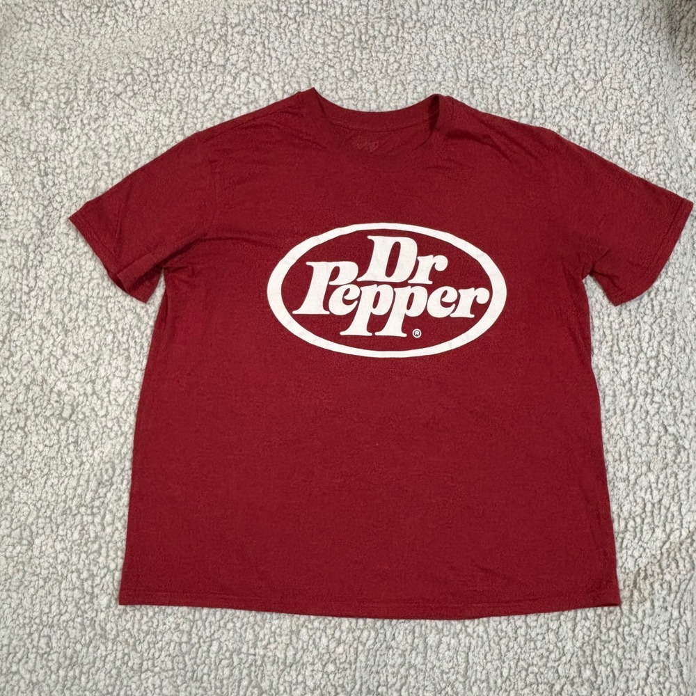 Dr Pepper Graphic T-Shirt Mens Large Maroon Red Short Sleeve Soda Logo Tee